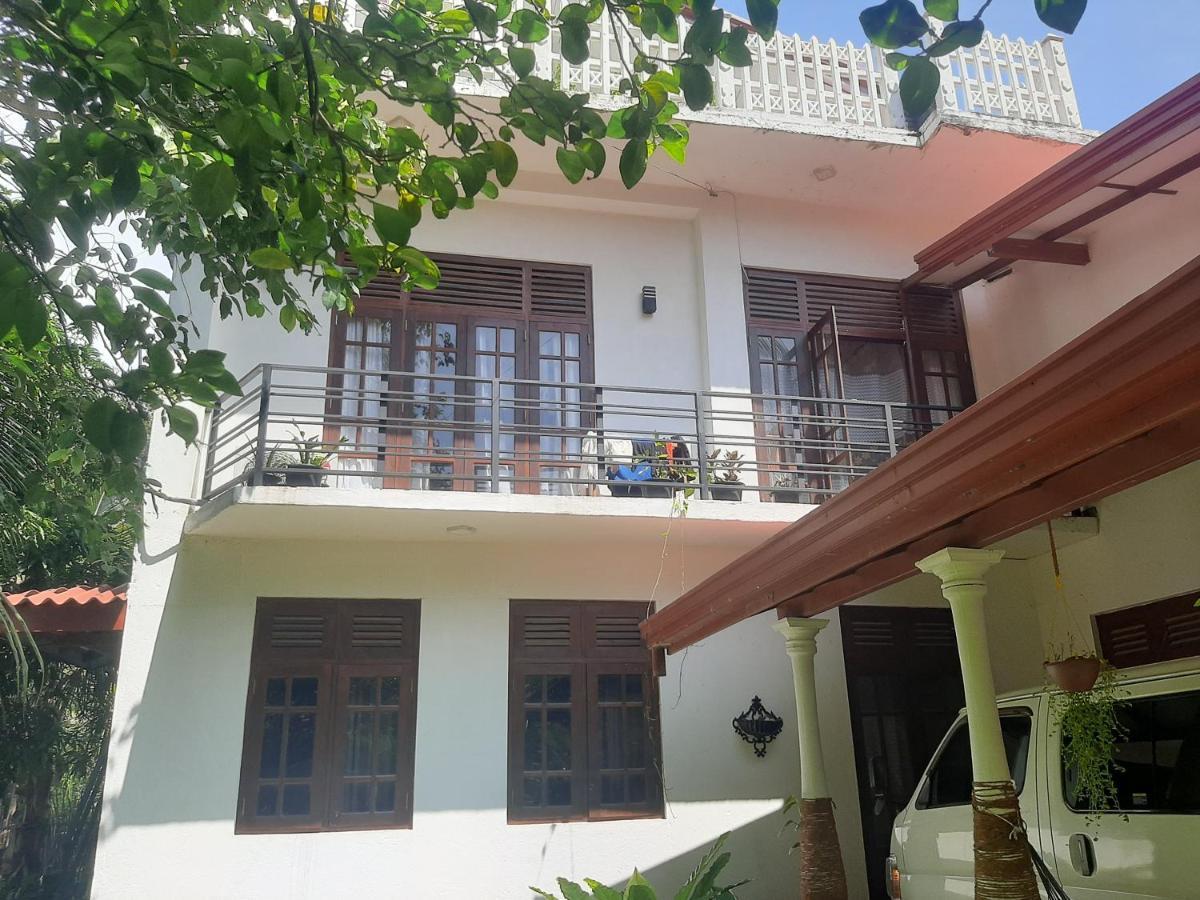 Abinu"S Place Диквела Екстериор снимка